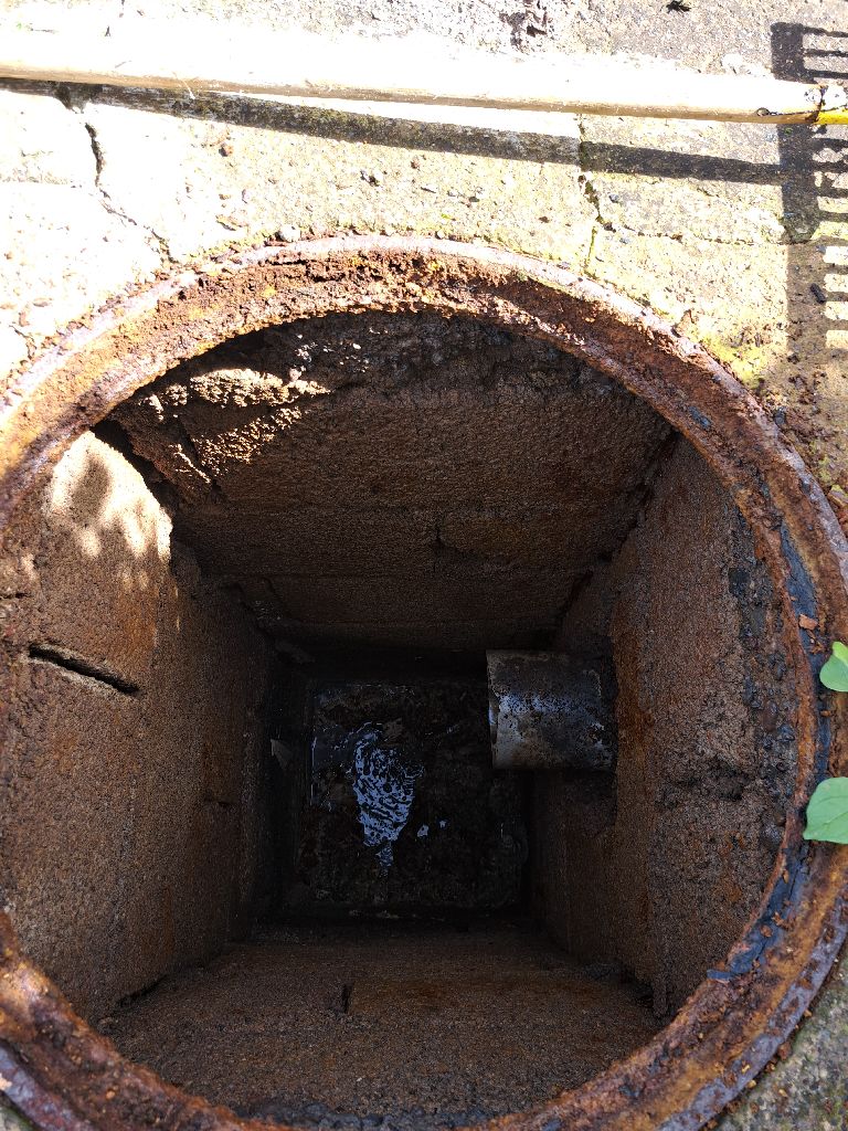 Mantenimiento de red de saneamiento